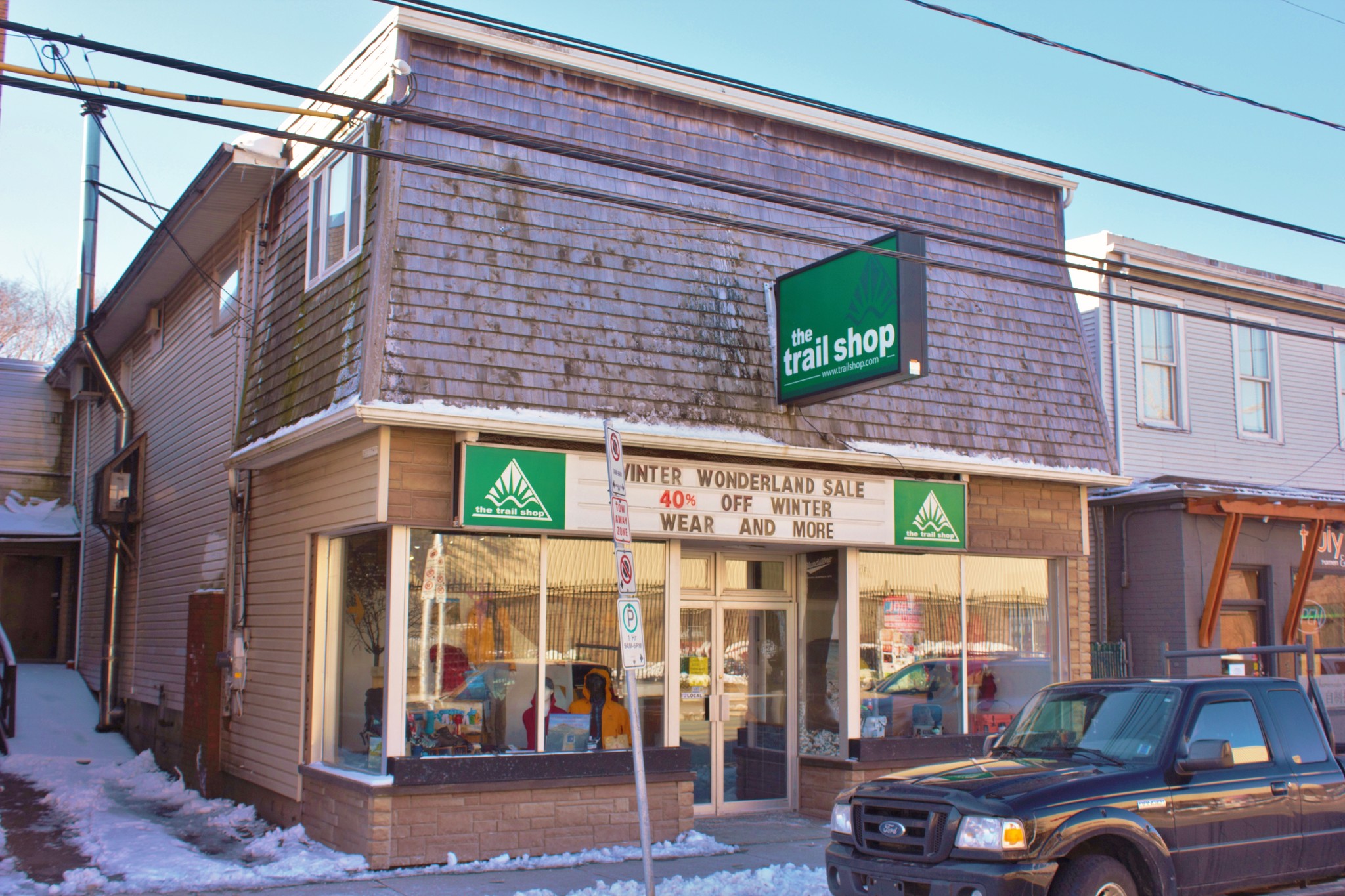 6210 Quinpool Rd, Halifax, NS à vendre Photo du bâtiment- Image 1 de 1