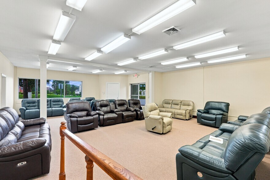 3506 Memorial Ave, Lynchburg, VA à vendre - Photo du bâtiment - Image 2 de 71
