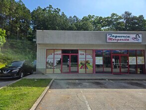 860 Six Flags Rd, Austell, GA for lease Interior Photo- Image 1 of 2