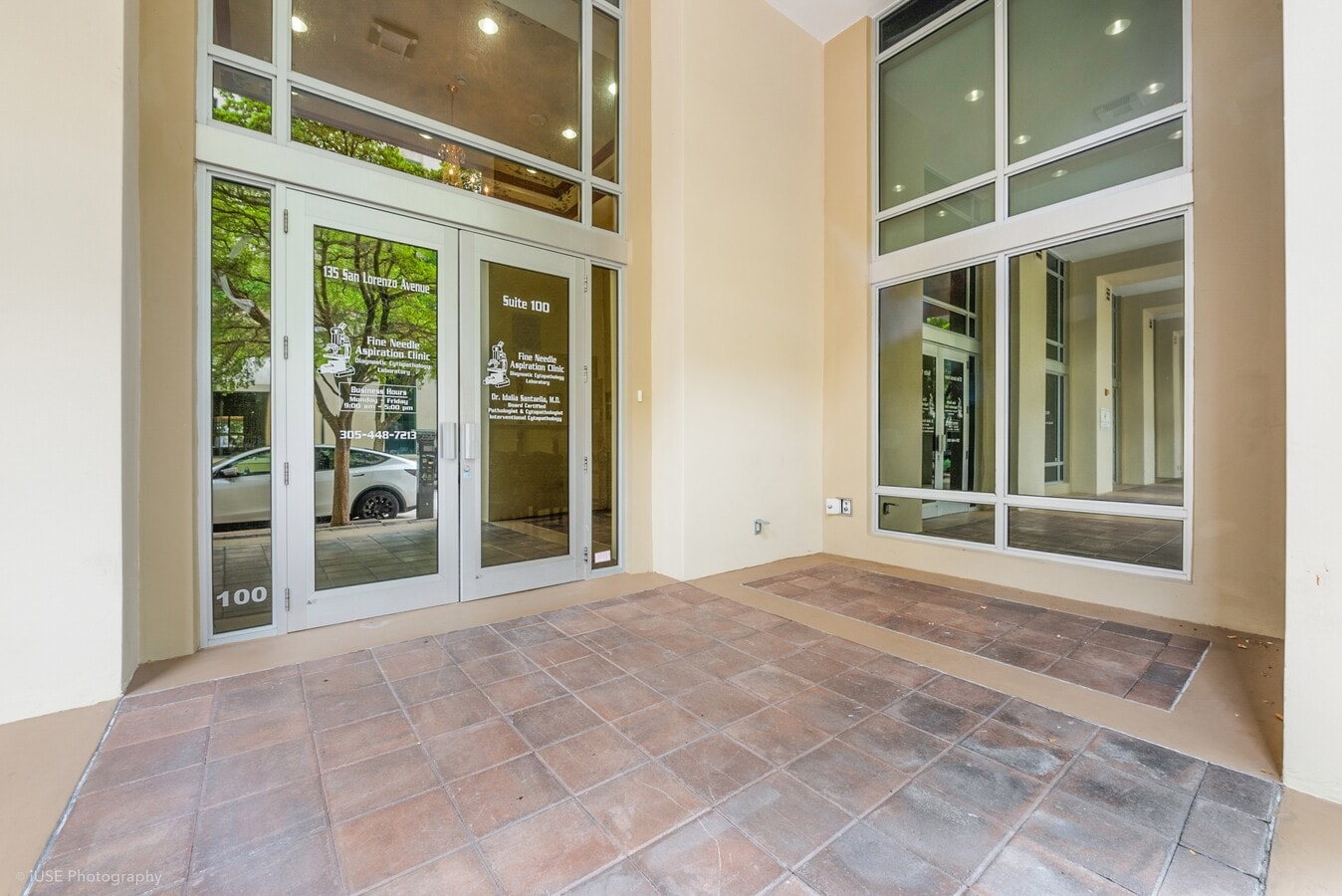 135 San Lorenzo Ave, Coral Gables, FL 33146 - Unit 100 -  - Interior Photo - Image 1 of 13