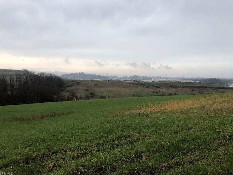 0 Private Dr, St Clairsville, OH for sale - Building Photo - Image 3 of 3