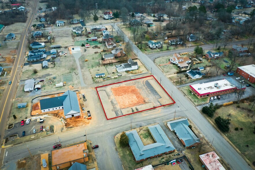 101 S Church St, Dresden, TN for sale - Aerial - Image 2 of 3