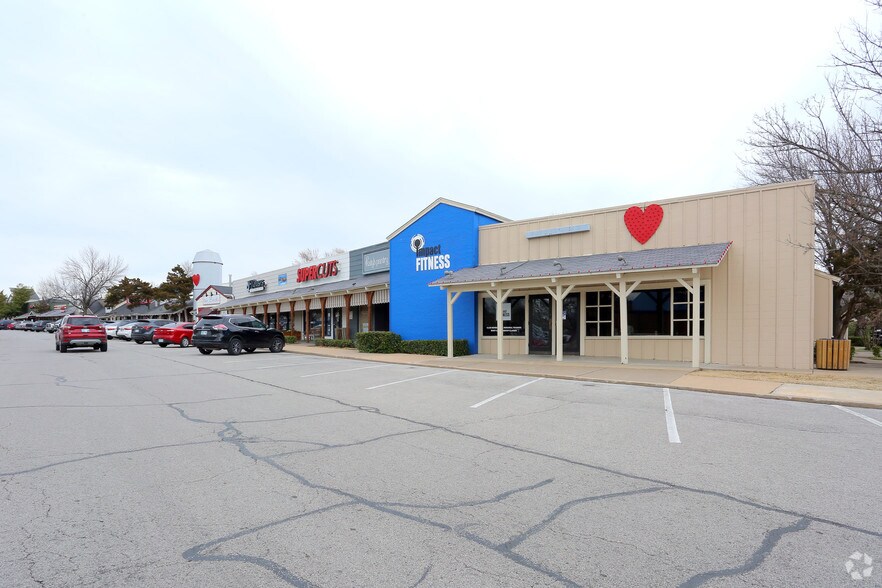 5321 S Sheridan Rd, Tulsa, OK for lease - Building Photo - Image 1 of 9