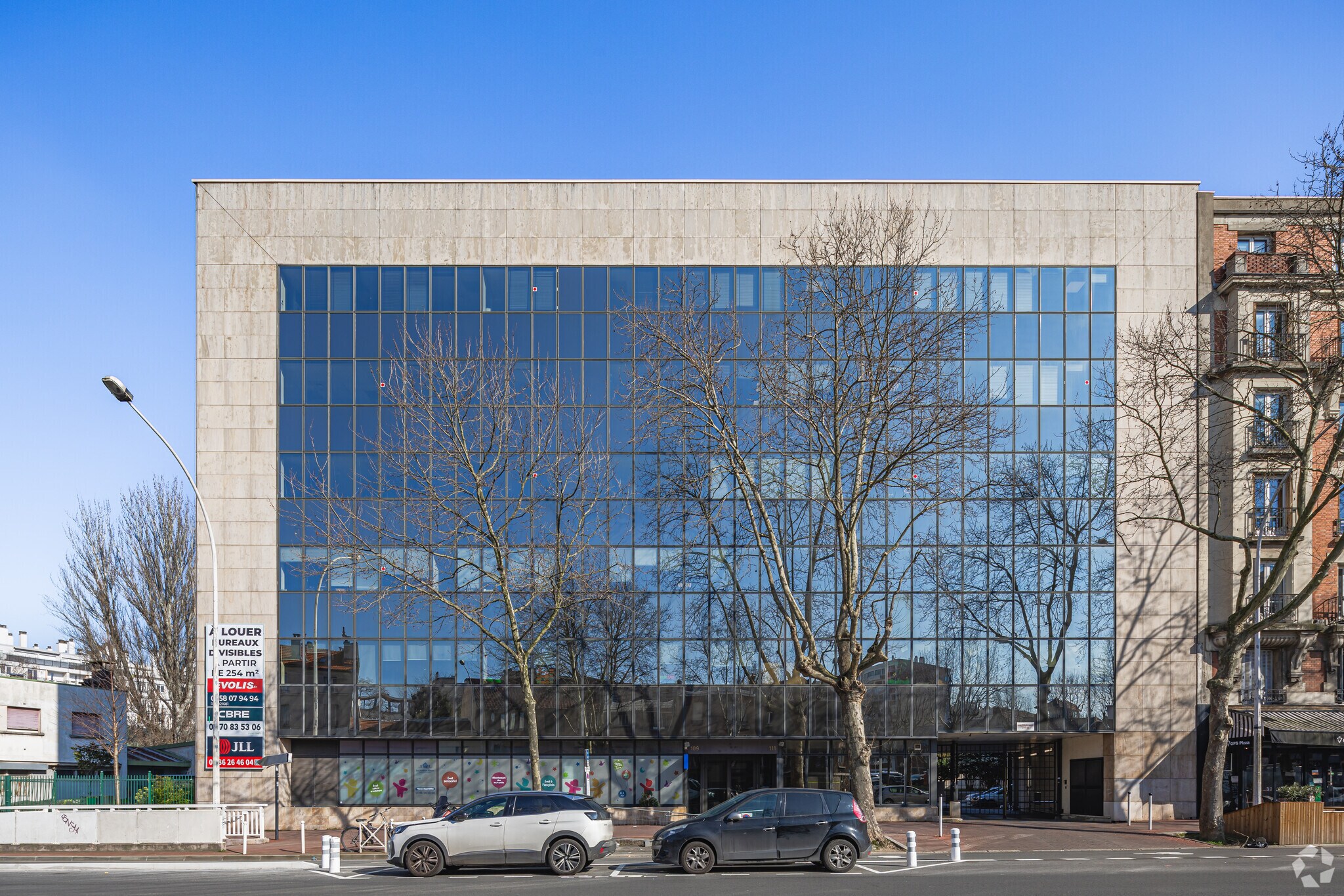 109 Avenue Aristide Briand, Montrouge for lease Primary Photo- Image 1 of 5