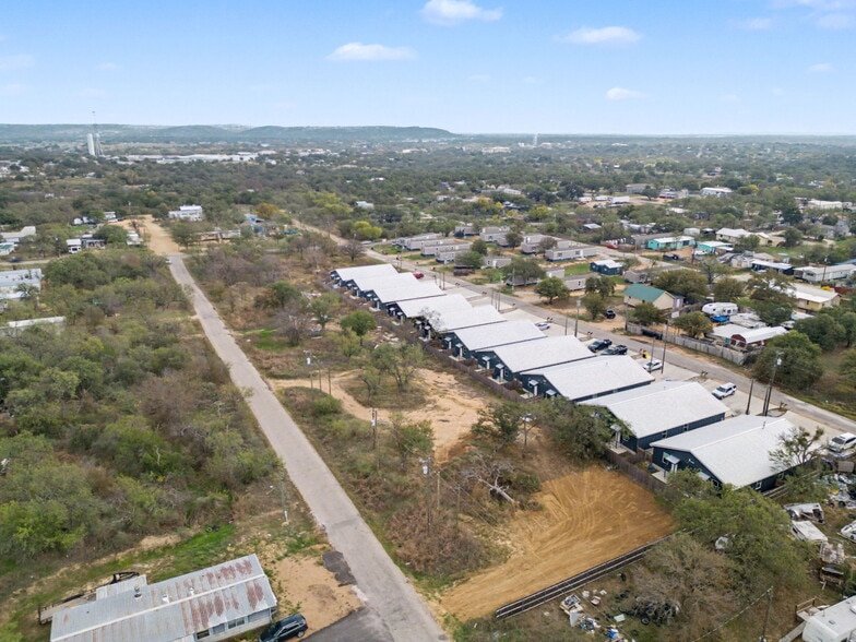 870 Waco st, Kingsland, TX for sale - Aerial - Image 3 of 30