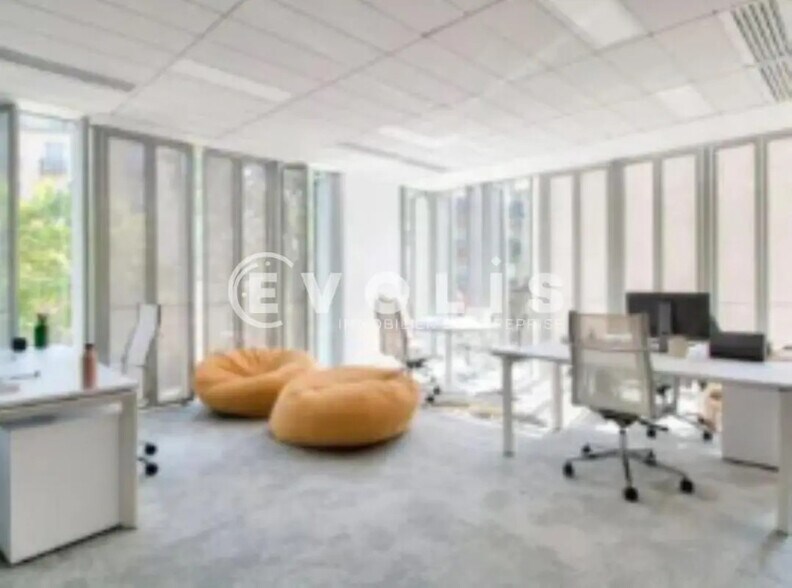 Espace de cotravail dans Paris à louer - Photo intérieure - Image 3 de 4