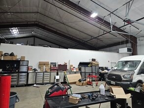 801 E Kankakee River Dr, Wilmington, IL for lease Interior Photo- Image 1 of 17