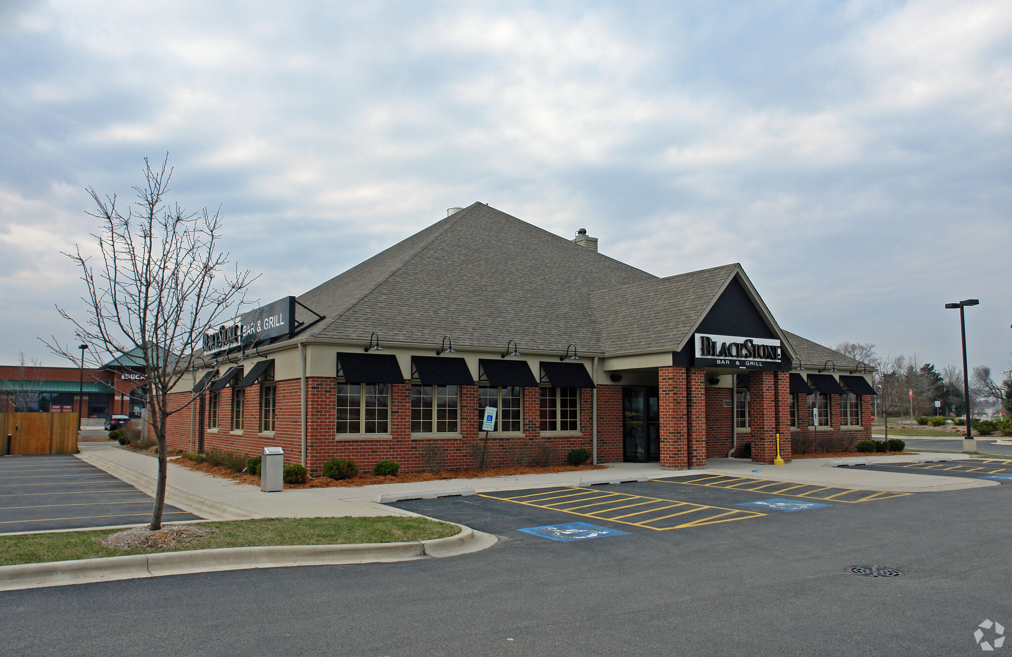 600 E Veterans Pky, Yorkville, IL à vendre Photo principale- Image 1 de 1