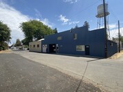 11775 & 11780 Riverside Avenue - Restaurant avec service au volant