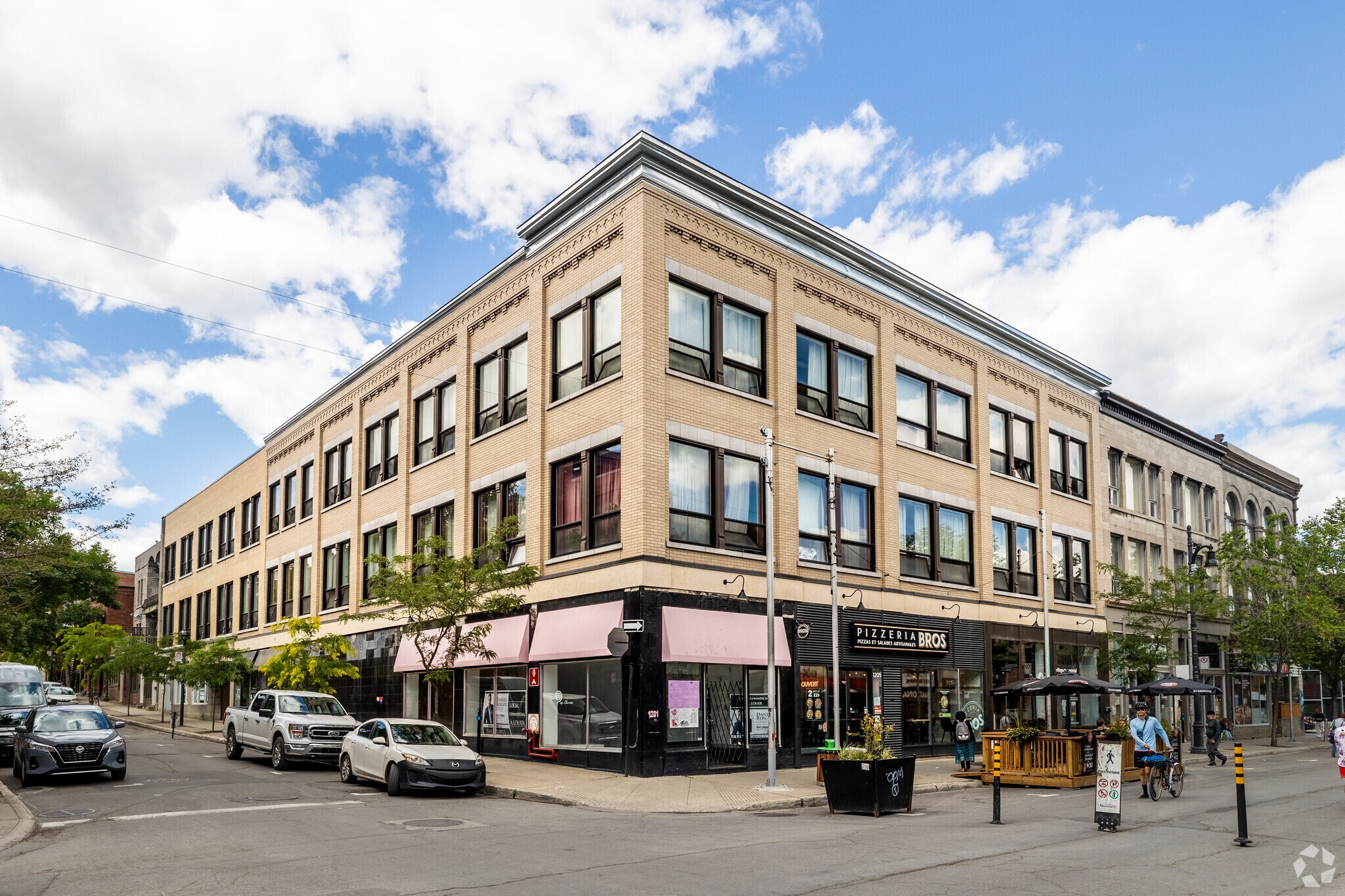 1201 Rue Sainte-Catherine E, Montréal, QC for sale Building Photo- Image 1 of 1
