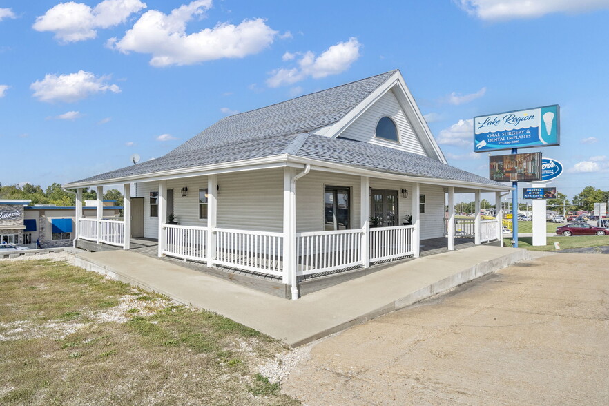 771 E HWY 54, Camdenton, MO à vendre - Photo du bâtiment - Image 1 de 45