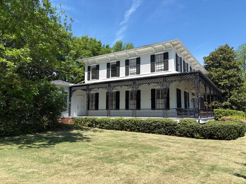 325 N Milledge Ave, Athens, GA à vendre - Photo du bâtiment - Image 3 de 16