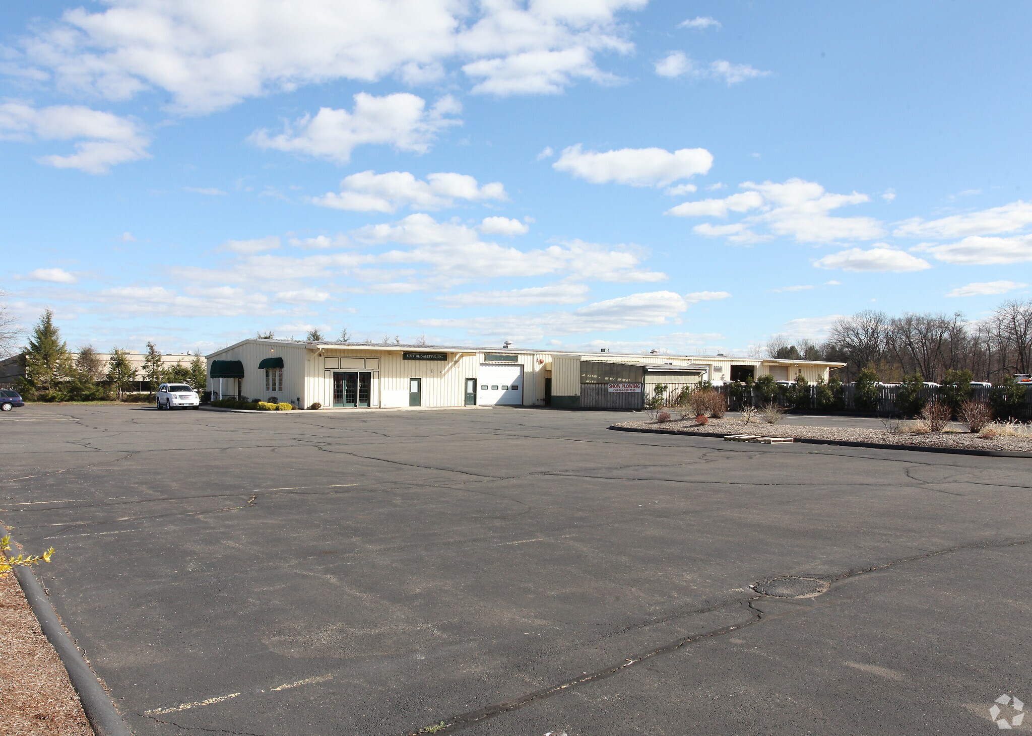 405 Sullivan Ave, South Windsor, CT à louer Photo principale- Image 1 de 6