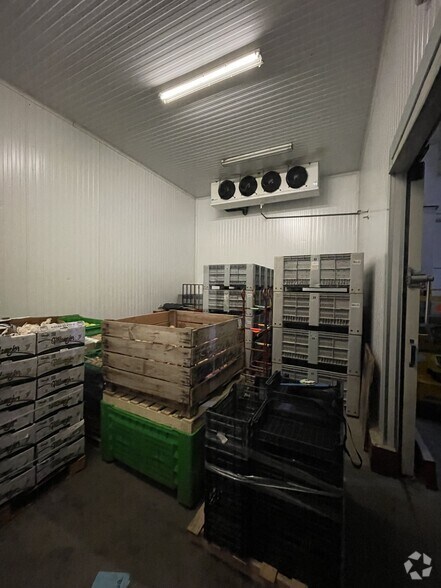 Calle Fundidores, 17, Arroyomolinos, Madrid à louer - Photo du bâtiment - Image 2 de 4