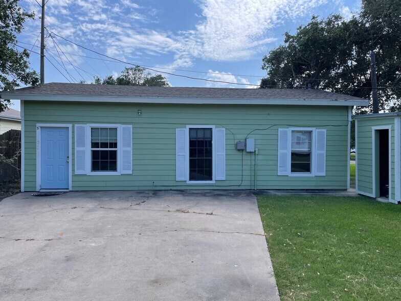 4042 Loop 1781, Rockport, TX à vendre - Photo du bâtiment - Image 3 de 4