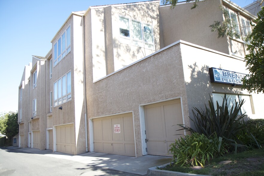 3950 Long Beach Blvd, Long Beach, CA for lease - Building Photo - Image 3 of 22