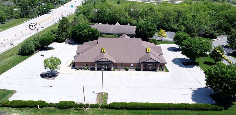 28370 Kensington Ln, Perrysburg, OH à vendre - Photo du bâtiment - Image 2 de 6