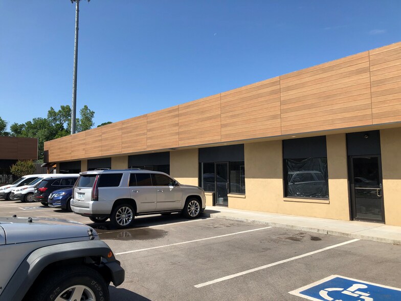 217-257 S Coltrane Rd, Edmond, OK for lease - Building Photo - Image 2 of 13