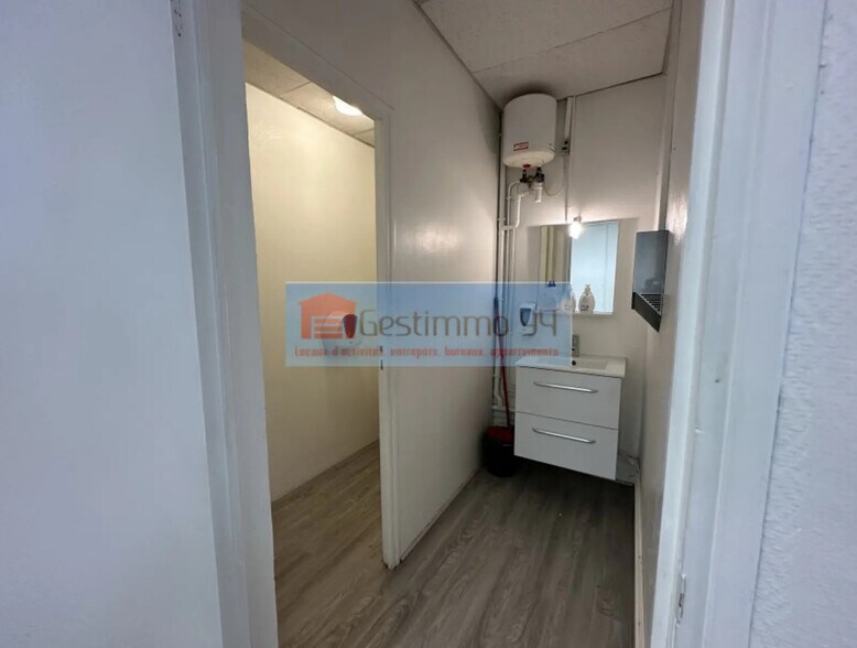 Bureau dans Neuilly-sur-Marne à louer - Photo intérieure - Image 3 de 8