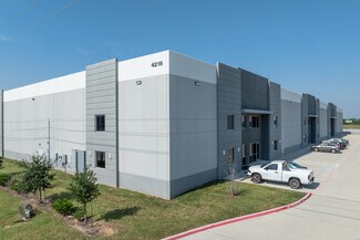 Plus de détails pour 4219 Clay Commerce Dr, Katy, TX - Industriel à louer