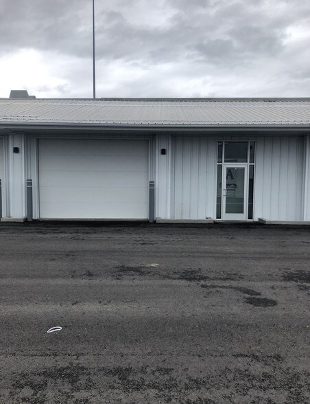 924 S 500 W, Salt Lake City, UT à louer - Photo du bâtiment - Image 2 de 11