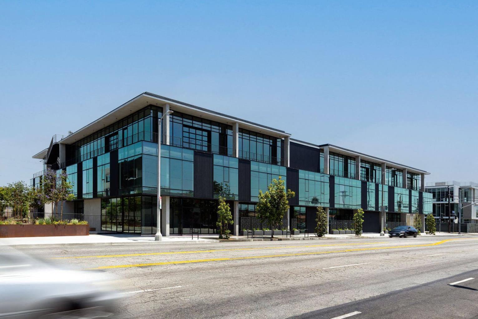 2922 Crenshaw Blvd, Los Angeles, CA for lease Building Photo- Image 1 of 15