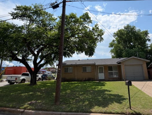 201 Cottonwood St, Weatherford, TX for lease Building Photo- Image 1 of 6
