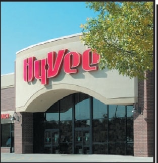 5800 Merle Hay Rd, Johnston, IA for lease - Building Photo - Image 2 of 9