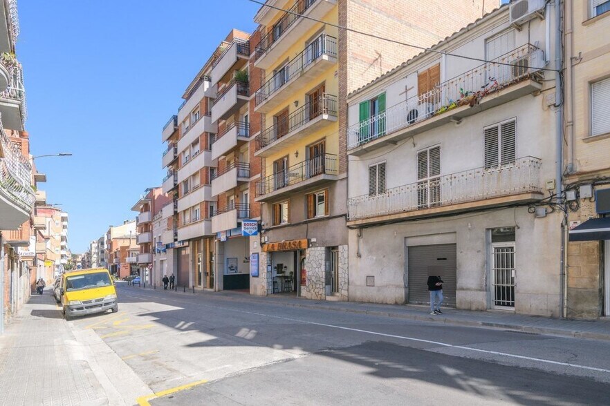 Immeuble residentiel dans Manresa, Barcelona à vendre - Photo du bâtiment - Image 3 de 3