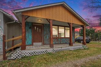 5709 5th St, Katy, TX à louer Photo du bâtiment- Image 1 de 16