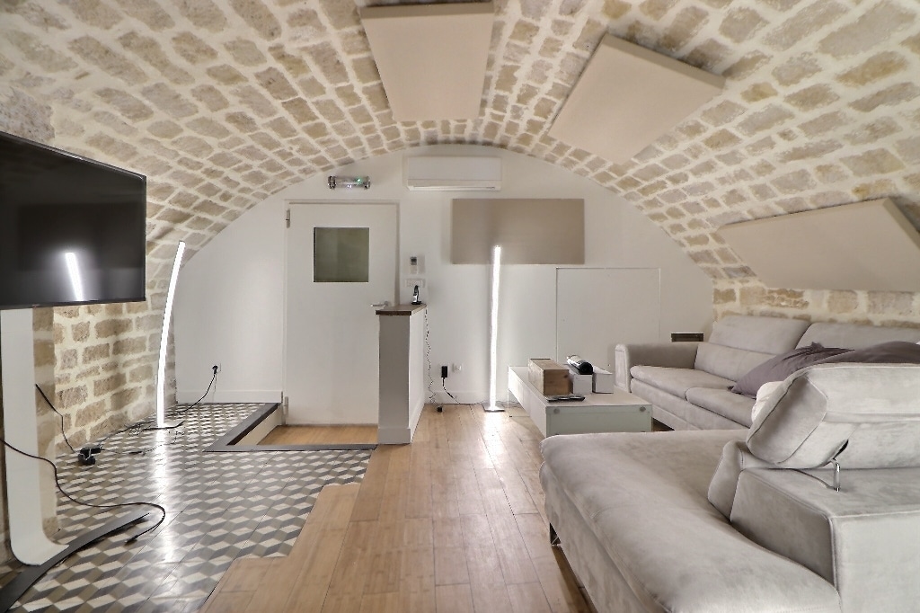 6 Rue Bailleul, Paris for lease Interior Photo- Image 1 of 4