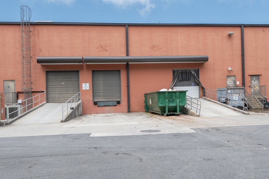 3180 Reps Miller Rd, Norcross, GA à louer - Photo du bâtiment - Image 2 de 5