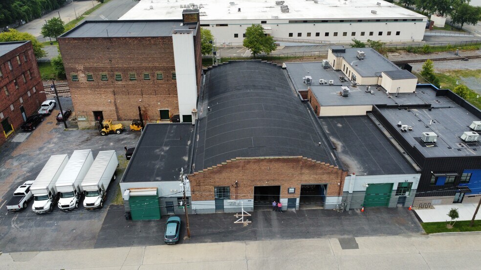 164-168 Montgomery St, Albany, NY à vendre - Photo du bâtiment - Image 2 de 14