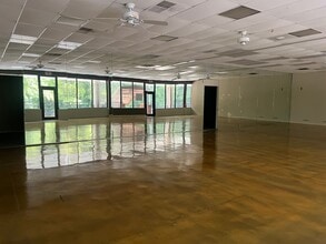 6025 Peachtree Pky, Norcross, GA for lease Interior Photo- Image 2 of 5