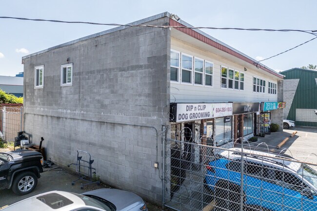 Plus de détails pour 11954 228 St, Maple Ridge, BC - Bureau à louer