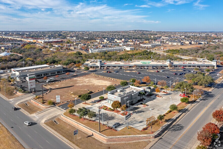 6407 W Loop 1604 N, San Antonio, TX à vendre - Aérien - Image 2 de 6