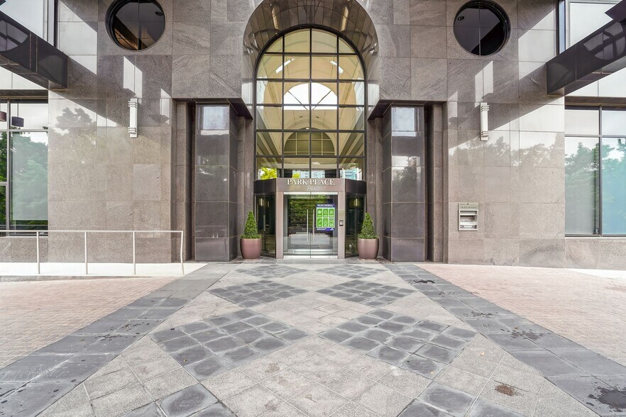 2911 Turtle Creek Blvd, Dallas, TX à louer - Photo intérieure - Image 3 de 11