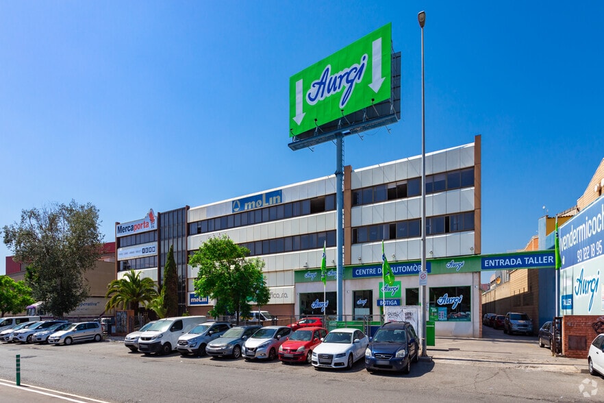 Office in Cornellà de Llobregat, Barcelona for lease - Building Photo - Image 3 of 4