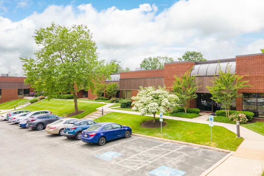 257-275 Great Valley Pky, Malvern, PA for lease - Primary Photo - Image 2 of 13