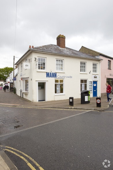 19-19A The Marsh, Southampton for lease - Primary Photo - Image 1 of 3