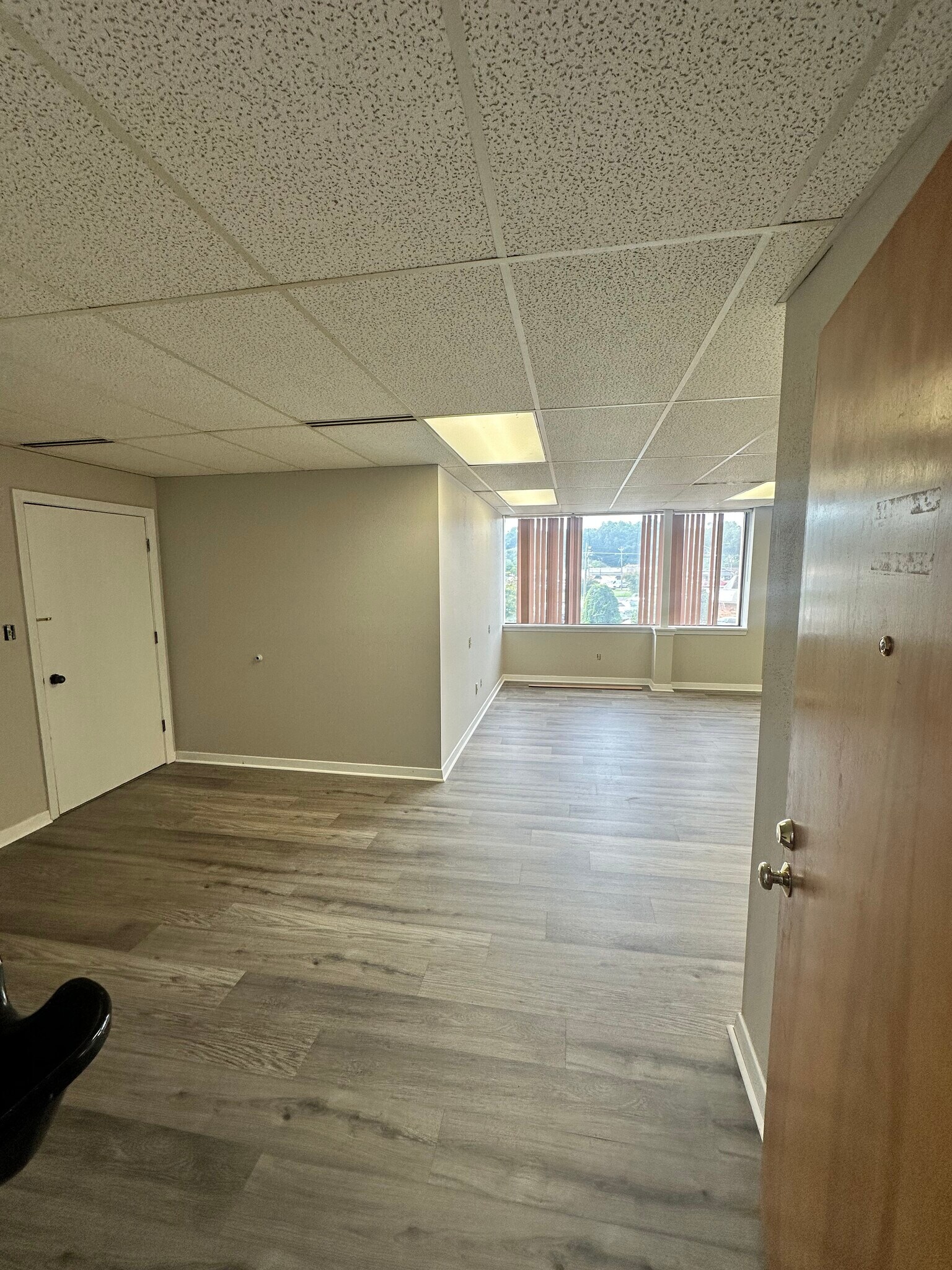 1157 S Military Hwy, Chesapeake, VA for lease Interior Photo- Image 1 of 6