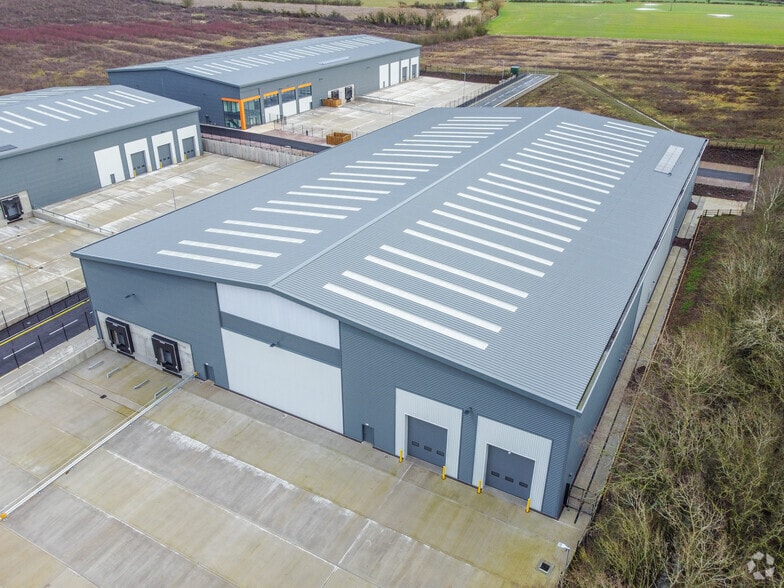 52 Vs, Evesham for lease - Aerial - Image 3 of 6