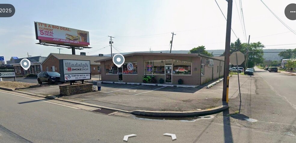 219 E Plank Rd, Altoona, PA for lease - Primary Photo - Image 1 of 3