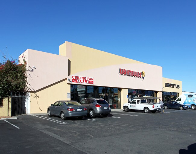 More details for 658 N Tustin St, Orange, CA - Retail for Sale