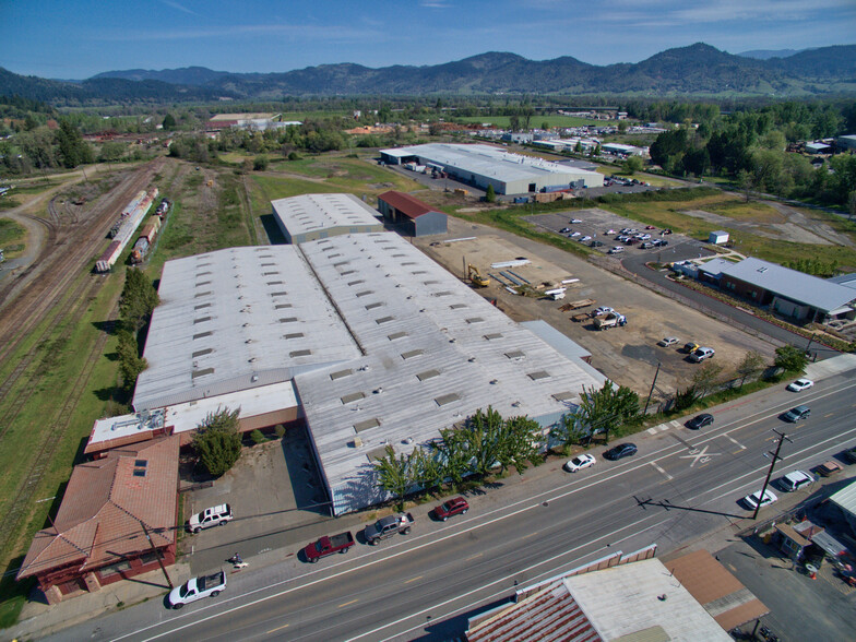 300 E Commercial St, Willits, CA for sale - Aerial - Image 1 of 1