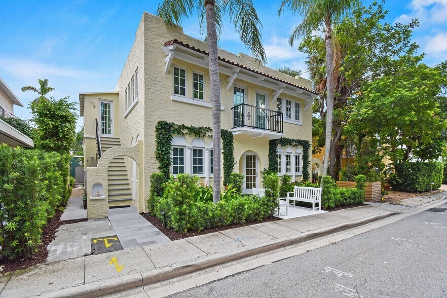 212 Oleander Ave, Palm Beach, FL à vendre - Photo du bâtiment - Image 3 de 62