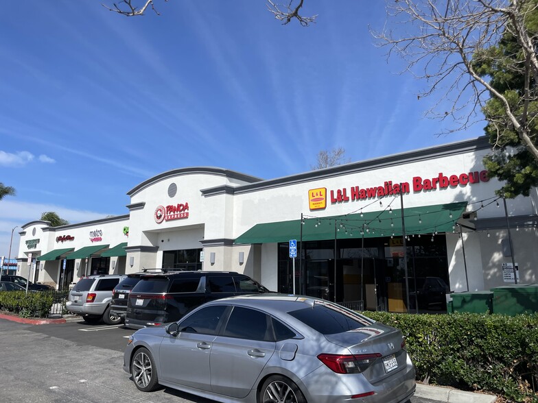 1497 E Valley Pky, Escondido, CA for lease - Building Photo - Image 1 of 6