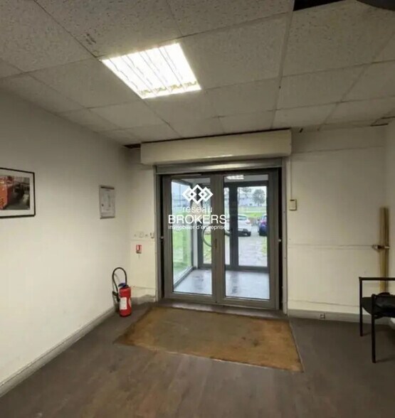 Industriel dans SAINT-OUEN-L'AUMONE à louer - Photo intérieure - Image 2 de 6