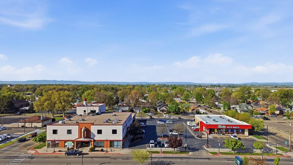 502 Cleveland Blvd, Caldwell, ID for sale - Building Photo - Image 2 of 4