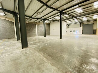 Plus de détails pour Huyton Trade Park, Liverpool - Industriel à louer